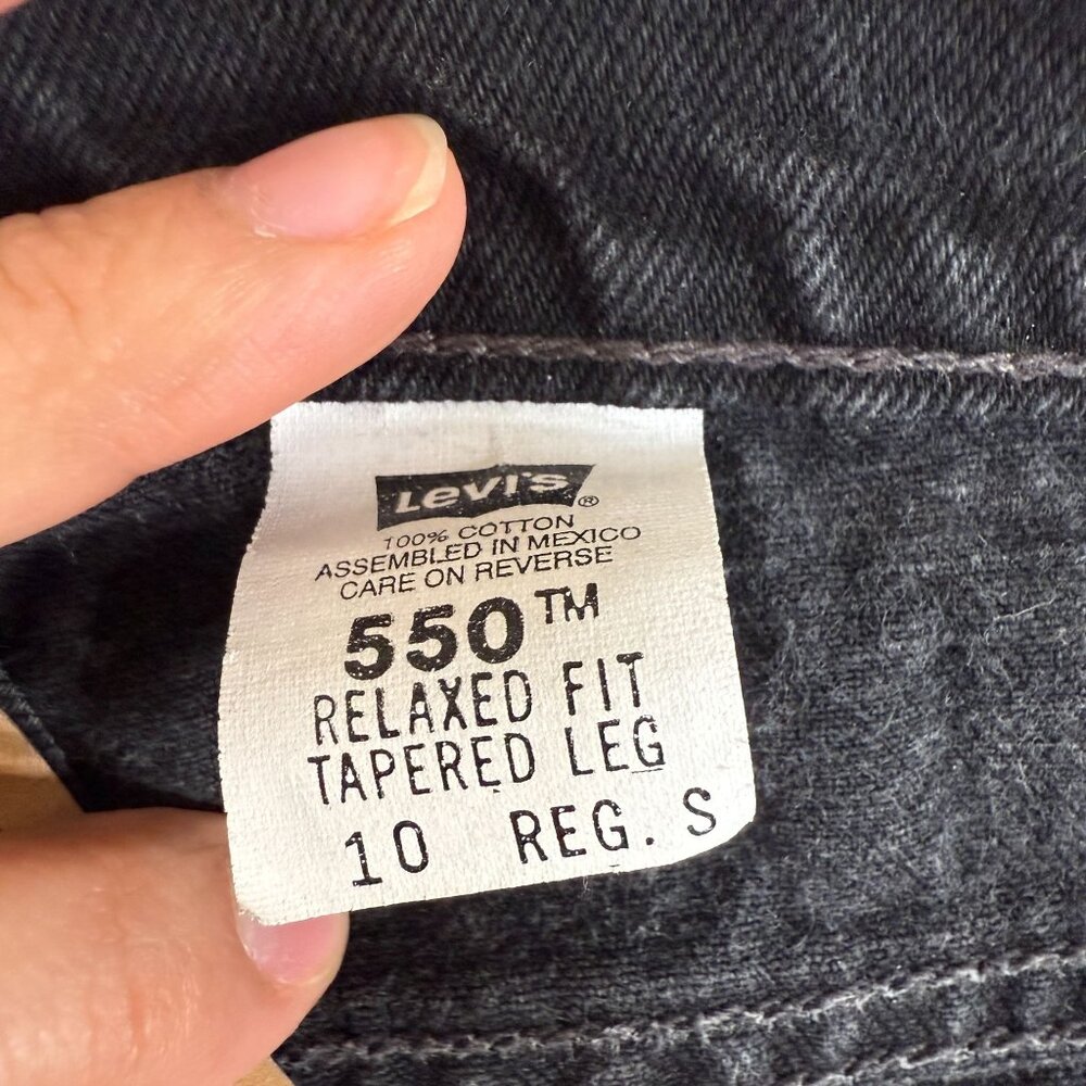 Vintage Levi's Size 10 Regular 550 Relaxed Fit 100% Cotton Authentic Red Tab - Picture 8 of 11